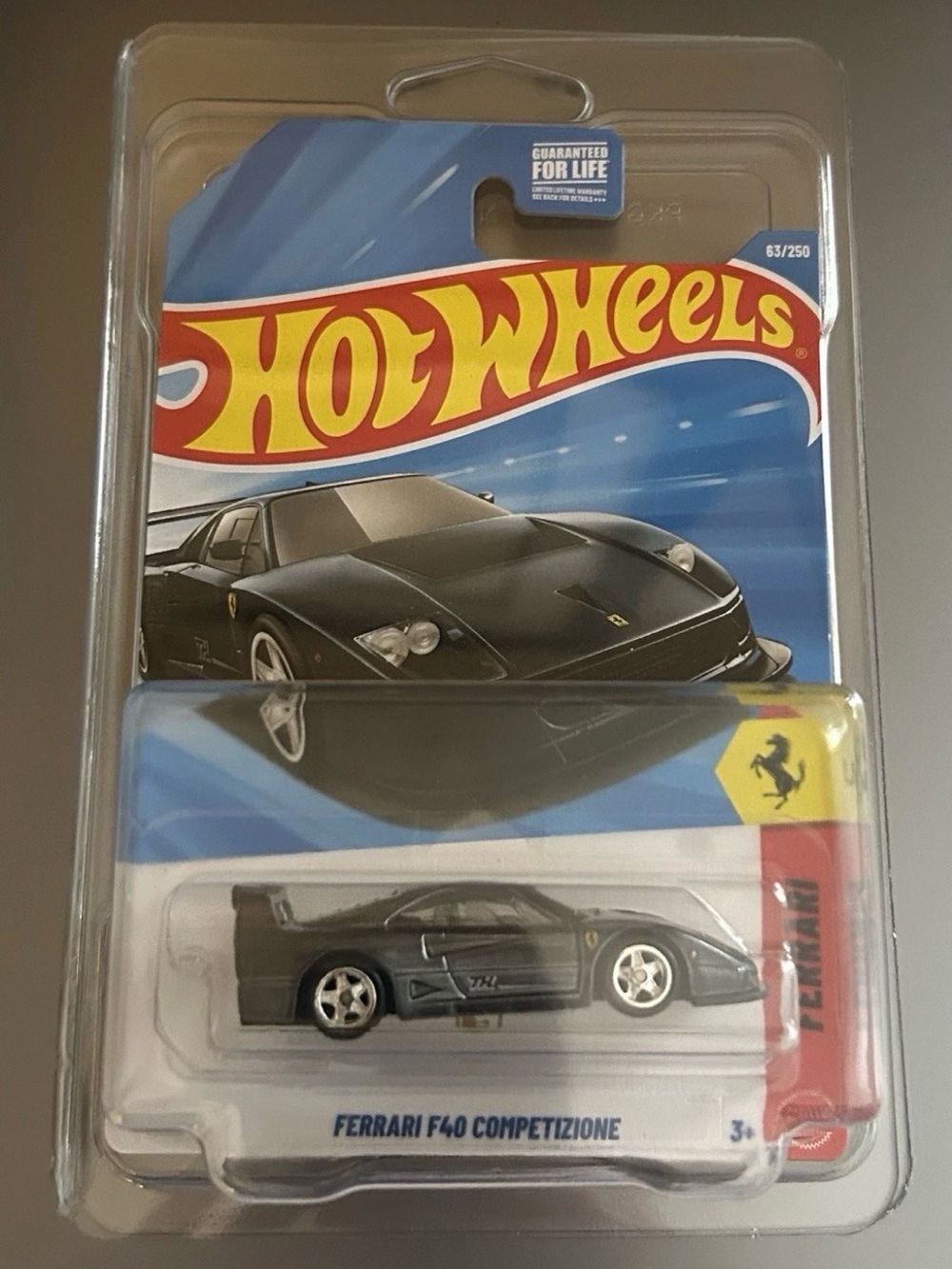 Hot Wheels Ferrari F40 Competizione - Black Die-Cast Car Super Treasure Hunt STH